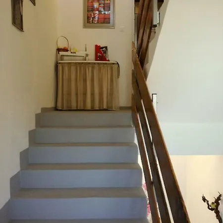 Mira Apartment