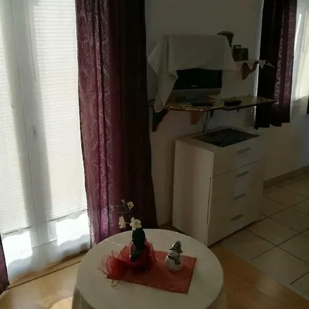 Mira