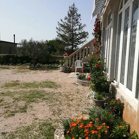 Mira Apartment