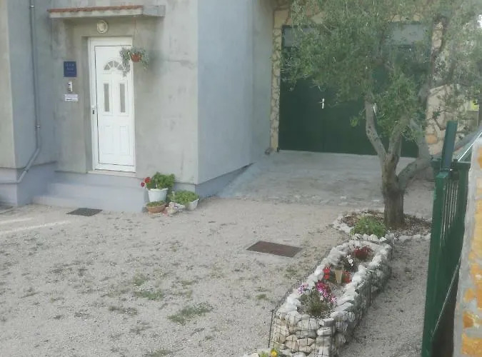 Mira شقة Jadrtovac